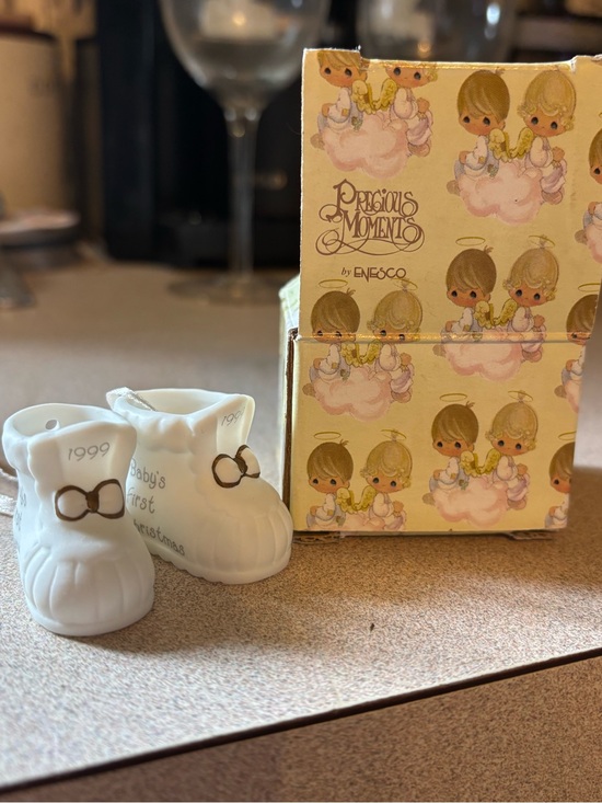 Enesco Other - Enesco Precious Moments White Porcelain Baby Booties with Gold Accents
